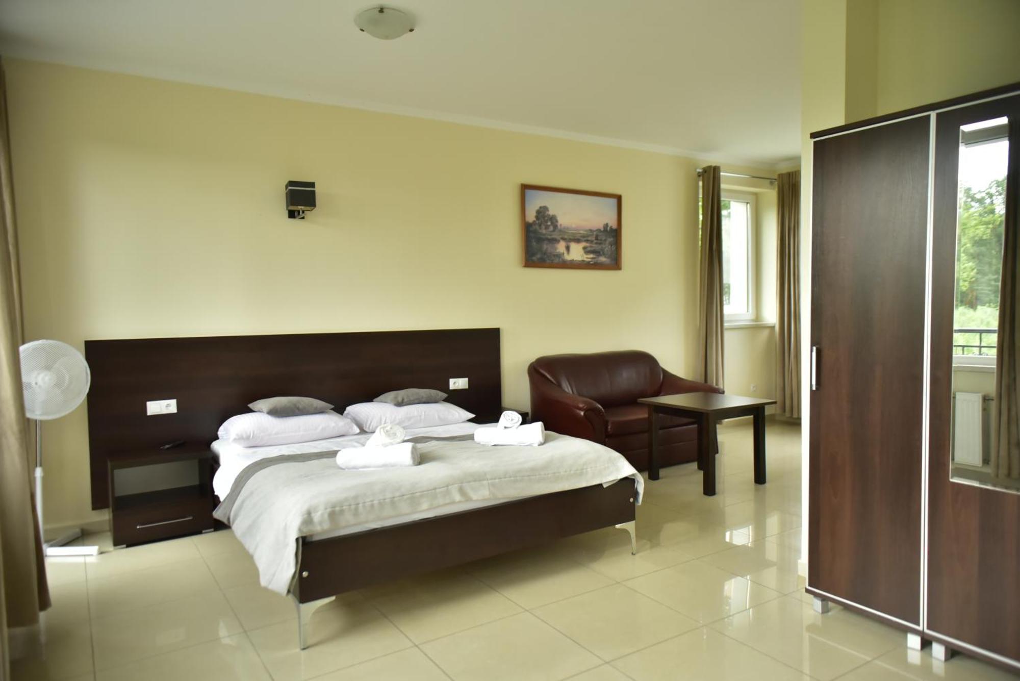 Wodnik Turawa Hotel Exterior photo